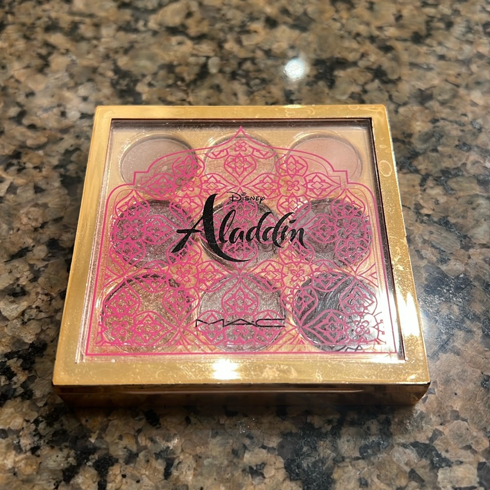 Disney Aladdin MAC eyeshadow